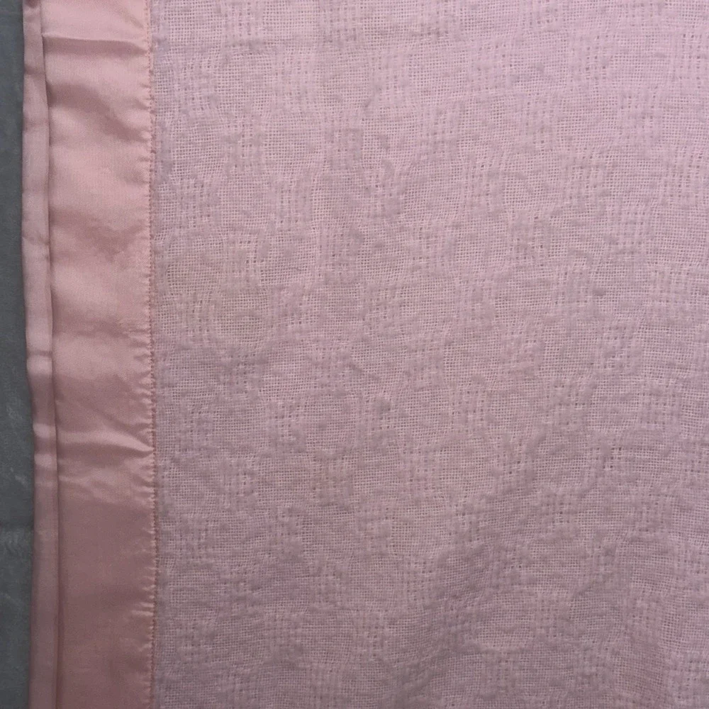 Vtg!‎ Satin Trim Baby Blanket Pink Waffle with Bow 40